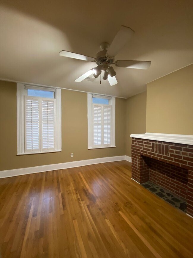 Bedroom - 868 N 22nd St