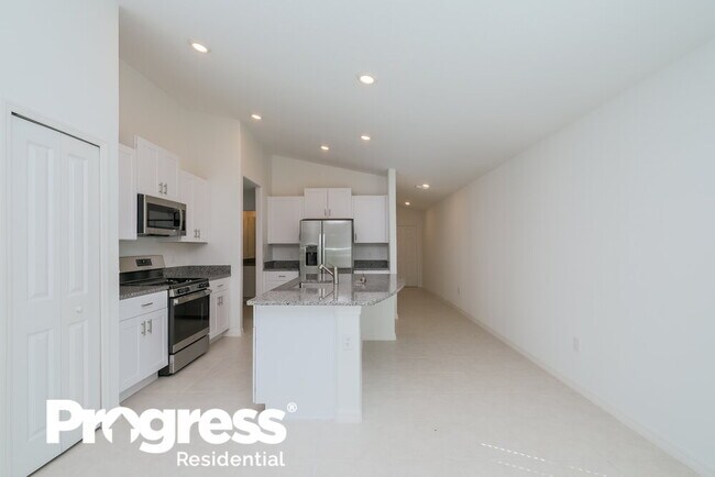 Foto del edificio - 4010 84th Ct NW