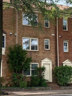 Foto del edificio - 4106 Washington Blvd