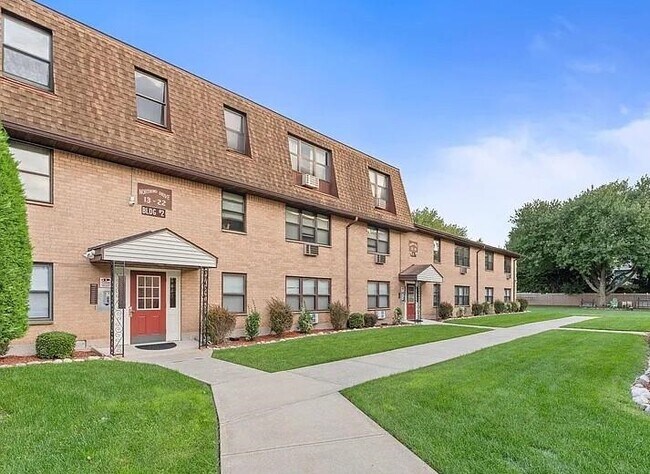 Foto del edificio - 16 N End Dr