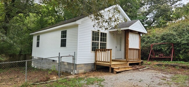 Building Photo - 103 Schmitt Ln
