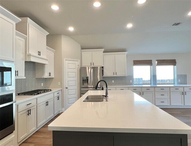 Foto del edificio - 2724 Grizzly Way, Leander, TX 78641 - 4 BR...