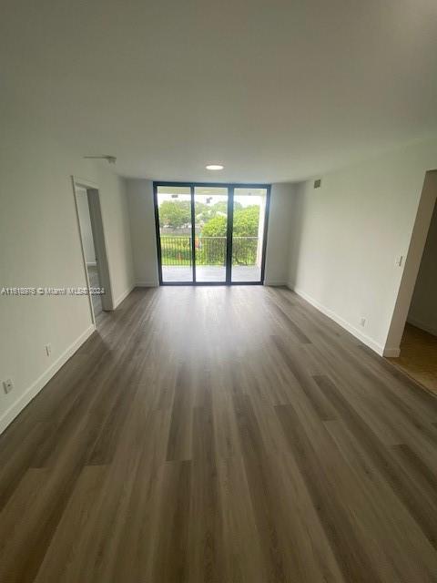 Foto del edificio - 10115 W Sunrise Blvd