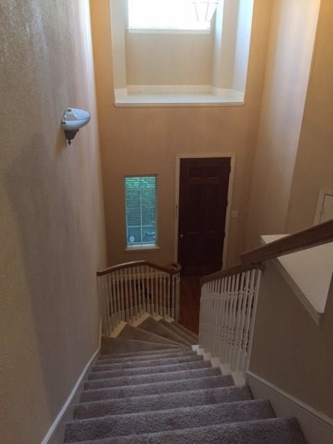 Building Photo - 8763 Oak Stream