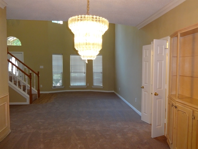 Building Photo - 717 Oteca Drive