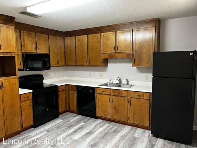 Building Photo - 2 br, 2 bath House - 2203 A Pulaski Cir