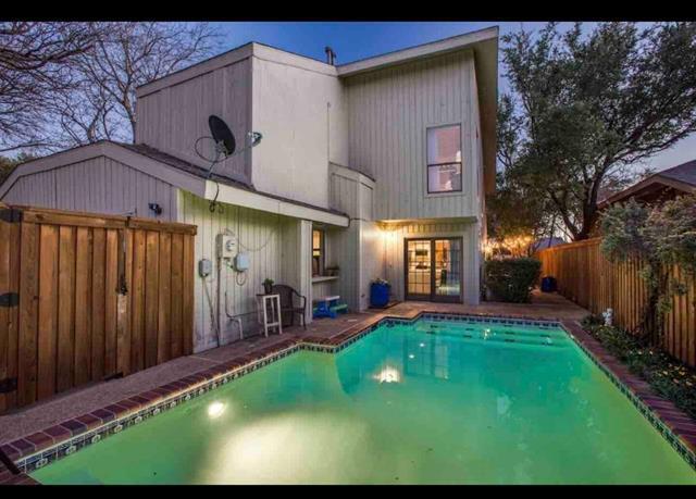 Foto del edificio - 5943 Glen Heather Dr