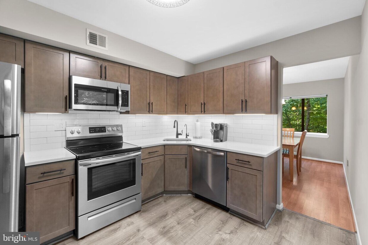 11735 Ledura Ct Unit 204, Reston, VA 20191 Apartment for Rent in