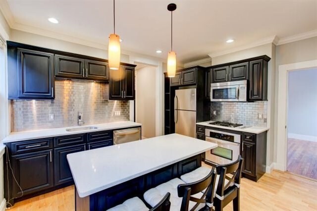 Foto principal - 785 Dorchester Ave