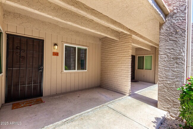 Foto del edificio - 4354 N 82nd St