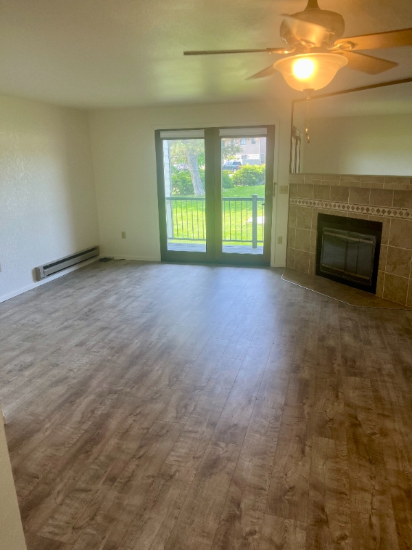 Foto principal - 3385 Granger Ave S