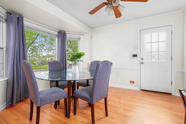 Foto del edificio - 11401 S Talman Ave