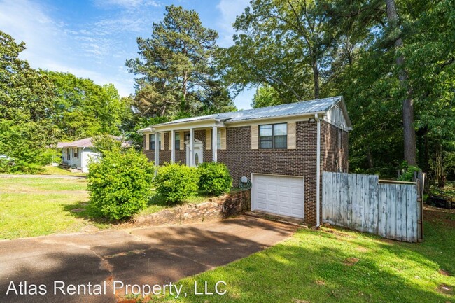 Building Photo - 3 br, 2 bath House - 105 Lewis Dr