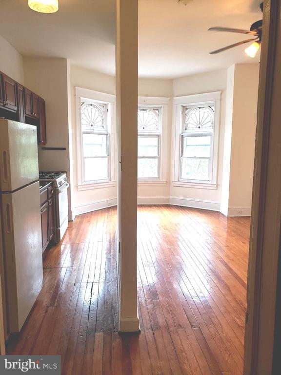 Primary Photo - 303 E 33rd St