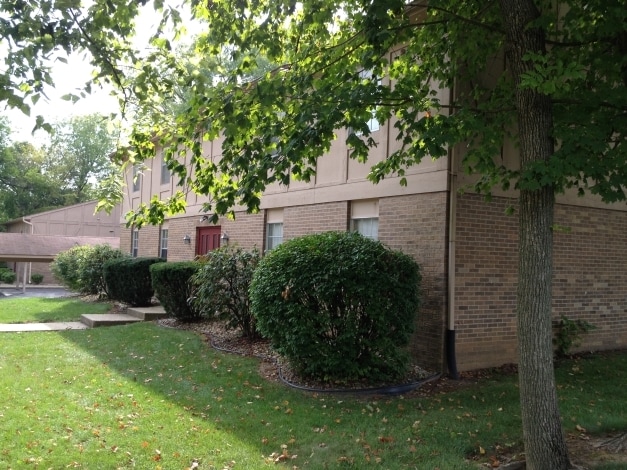 Building Photo - Cambridge Oaks Apartments