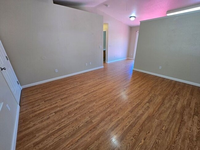 Building Photo - Charming 3 Bedroom, 2 Bath Home with Large...