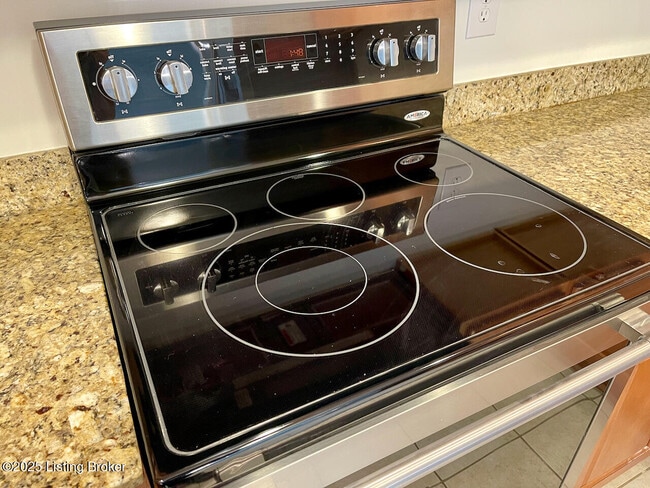 Foto del edificio - 13404 Cain Ln