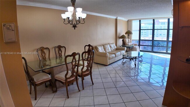 Building Photo - 2017 S Ocean Dr