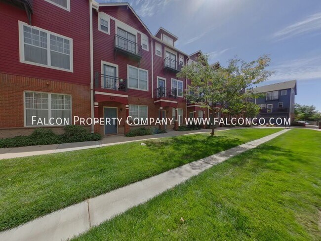 Building Photo - 834 Victoria Ridge Point