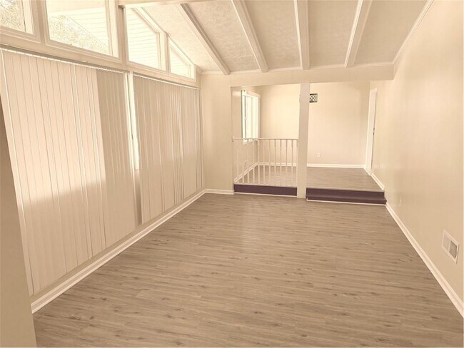 Building Photo - 4707 Riverwood Cir