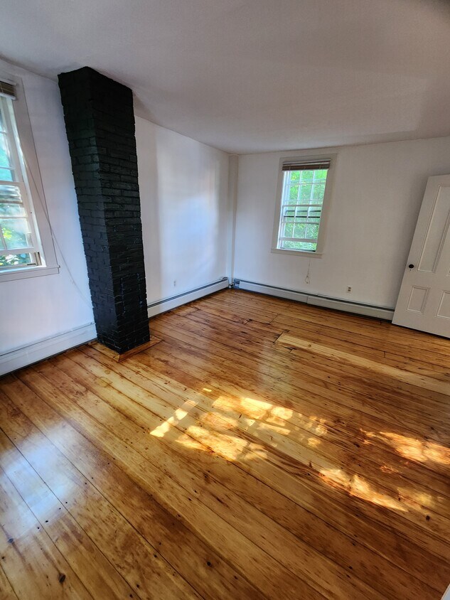 Dormitorio 3 - 134 State St