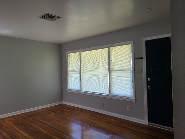 Building Photo - 4226 Lowman St