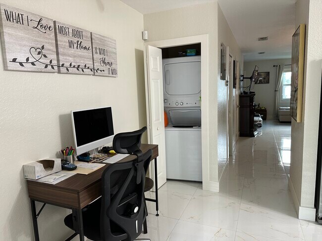 Foto del edificio - 20764 SW 82nd Ave