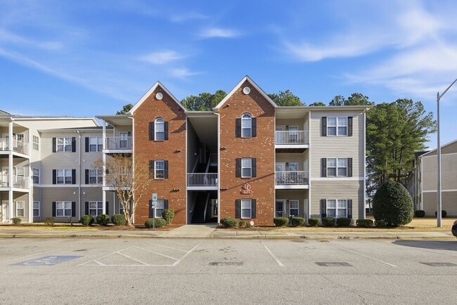 Building Photo - 2 Bedrooms 2 Bathrooms Condo