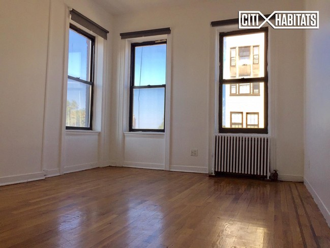 Building Photo - 51 Morgan Ave
