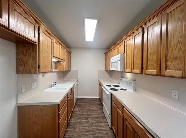 Foto del edificio - 938 Austin Ct