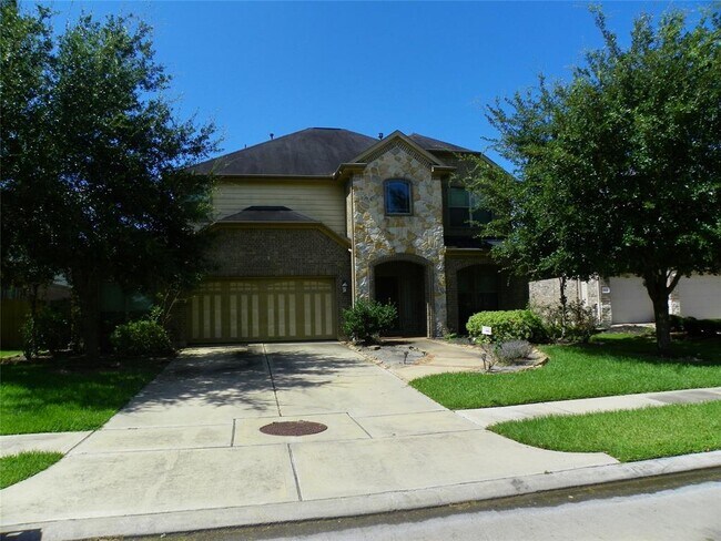 Foto del edificio - 7526 Lakeshore Point Ln