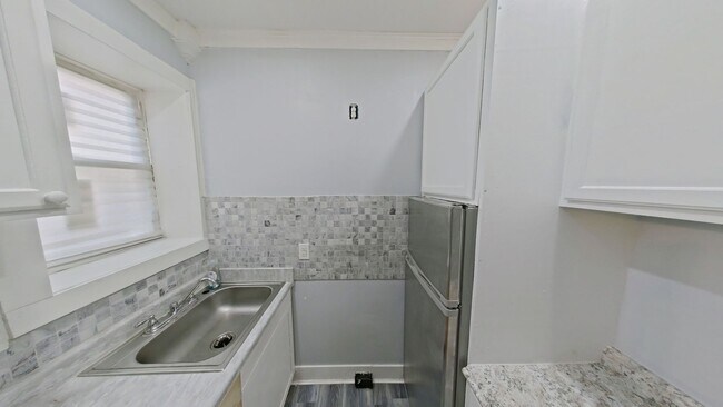 Foto del edificio - 126 N 53rd St