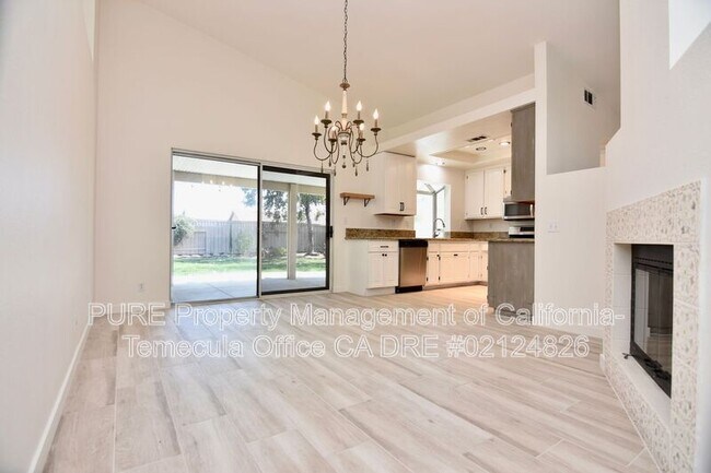 Building Photo - 40442 Clybourne Cir