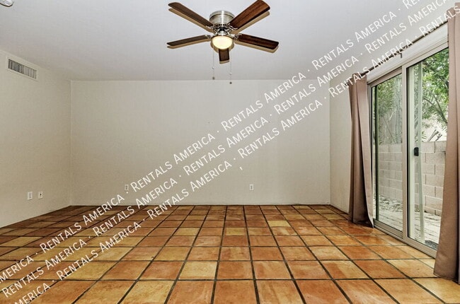 Building Photo - 2974 N Cardell Cir