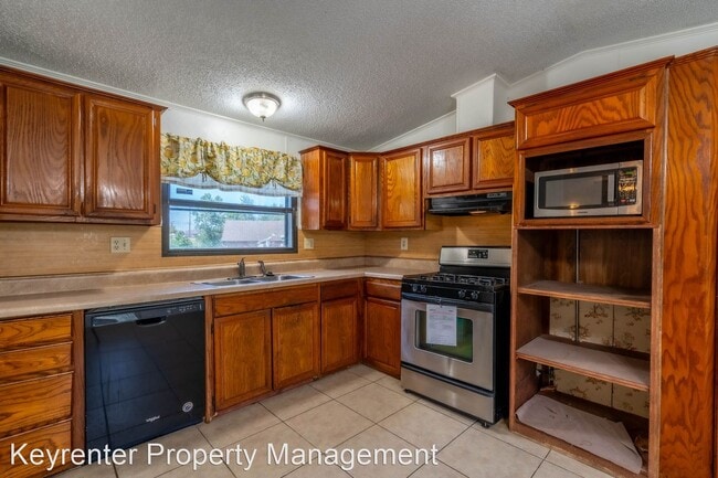 Building Photo - 3 br, 2 bath House - 20940 E 45th St