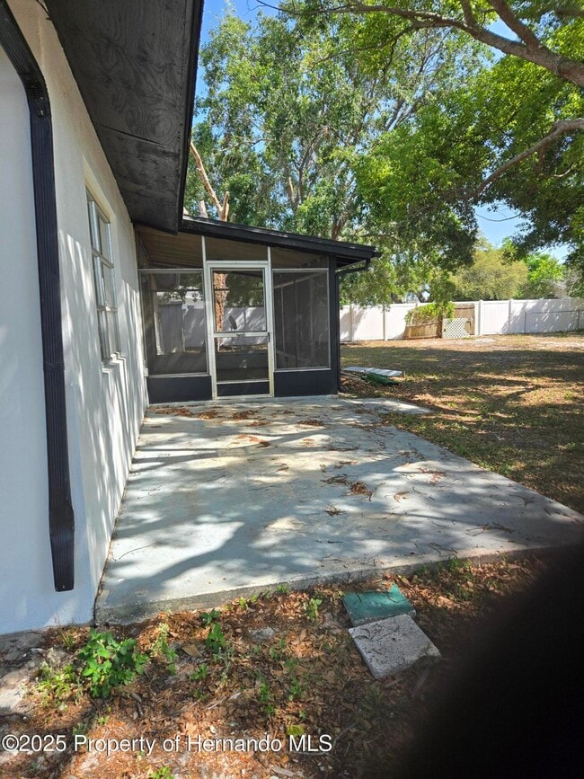 Building Photo - 1049 Barlow Ct