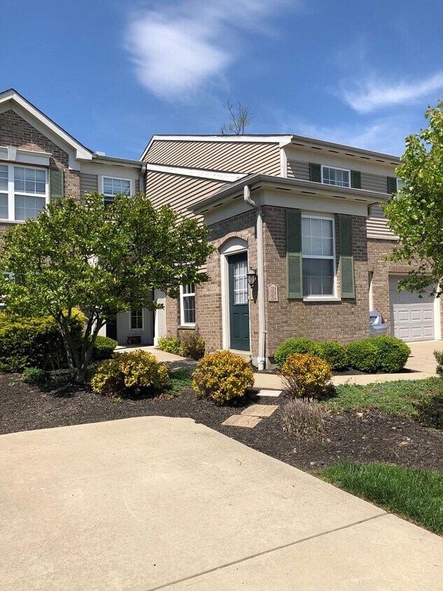 Foto principal - 1318 Twin Spires Dr