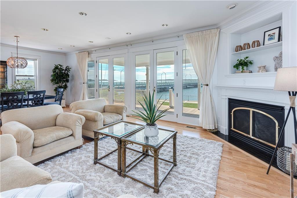 131 Washington St, Newport, RI 02840 Room for Rent in Newport, RI