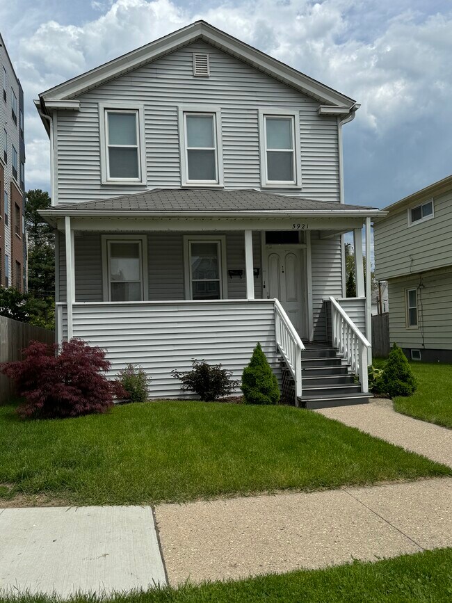 Front - 5921 5th Ave