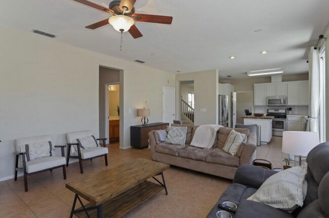 Building Photo - 2923 Rugby Ct