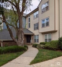 Building Photo - 6071 Cedar Ct
