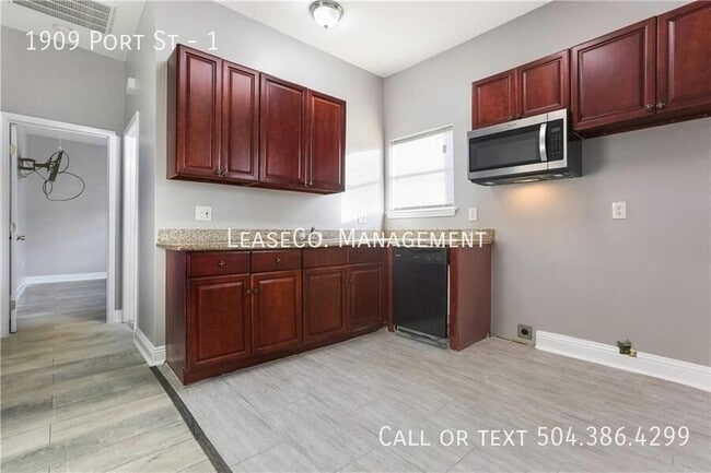 Foto del edificio - 1909 Port St