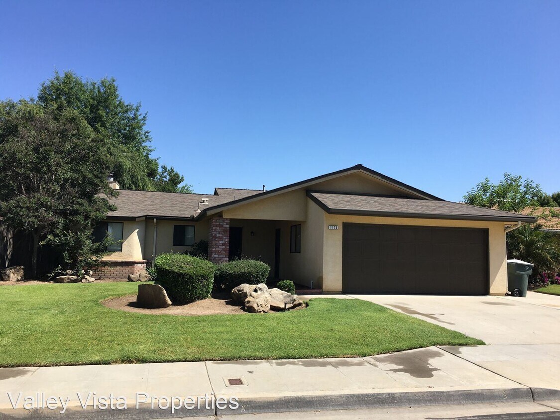 Primary Photo - 3 br, 2 bath House - 1175 Pontiac Ave.