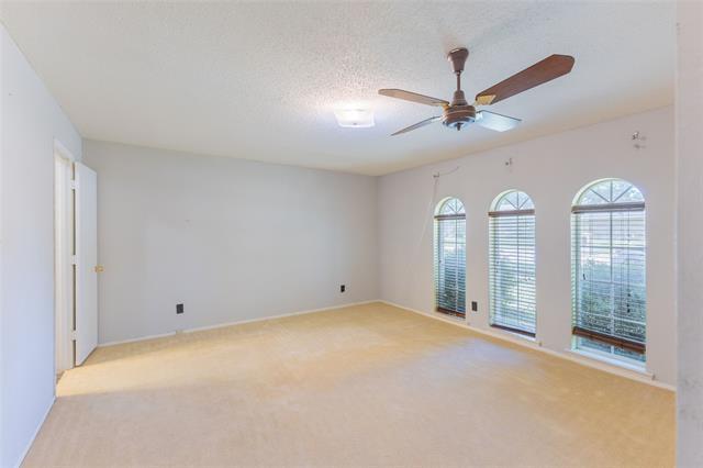 Building Photo - 2418 Ingleside Dr