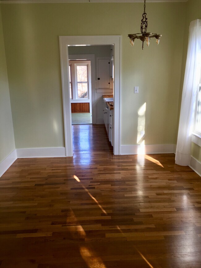 Dining Room to Kitchen - 416 E Gunter St