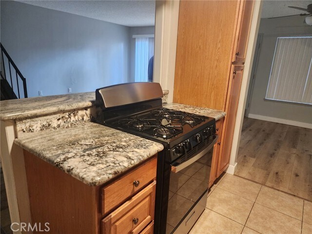 Foto principal - 4877 Jackson St