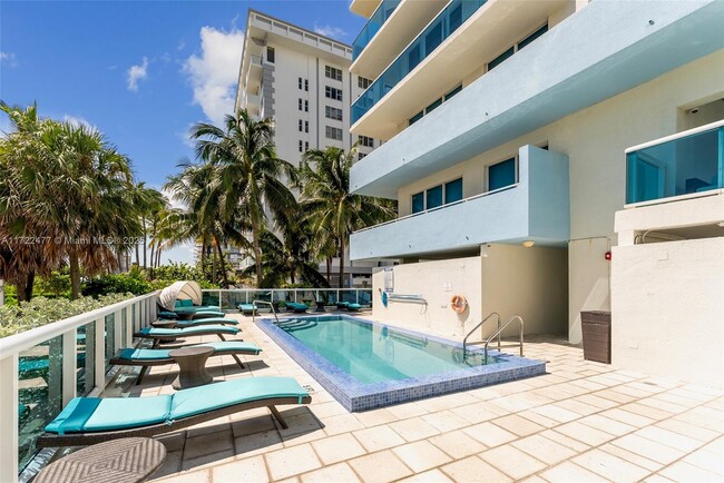 Foto del edificio - 9172 Collins Ave