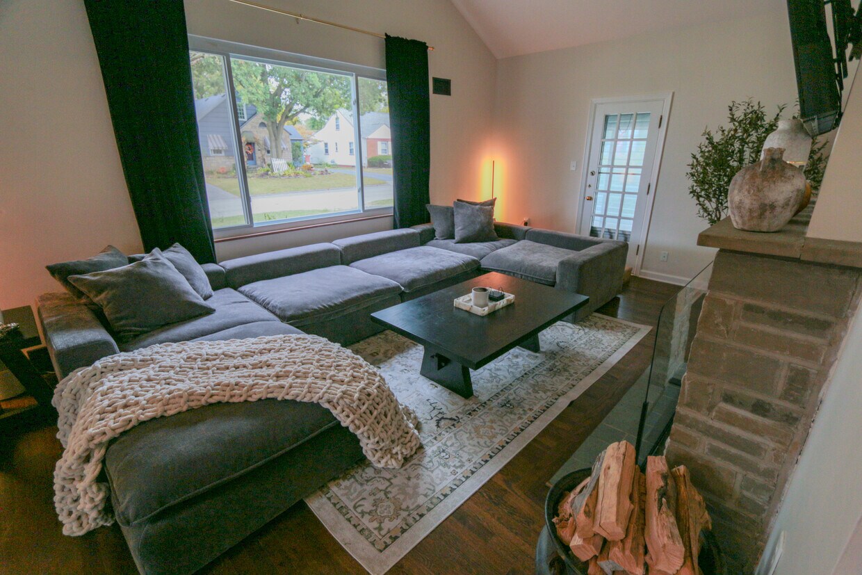 Foto principal - 195 S Sylvan Ave