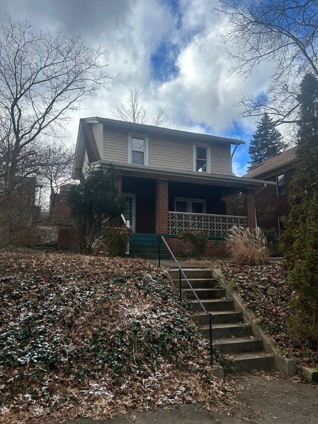 230 Lehigh St, Swissvale, PA 15218 House Rental in Swissvale, PA