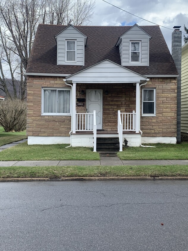 Street view - 1803 Somerset Ave